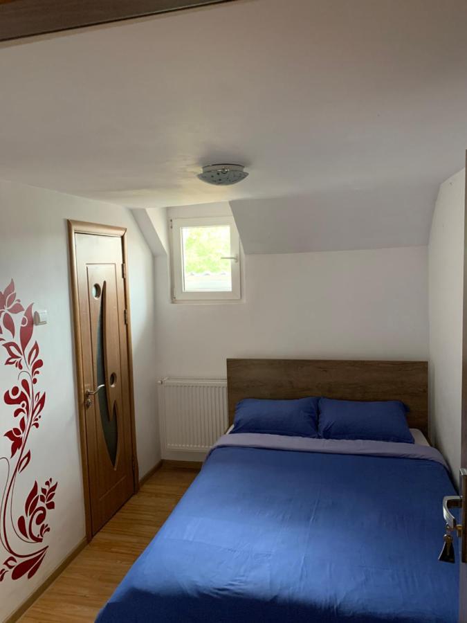 My Place - Cozy Rooms 锡比乌 外观 照片