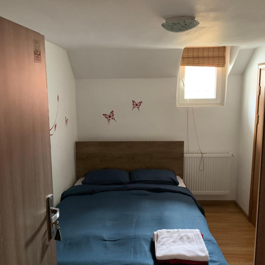 My Place - Cozy Rooms 锡比乌 外观 照片